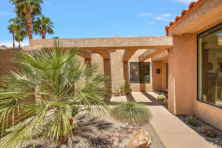 Property Photo: 11 Vista Loma Drive CA 92270