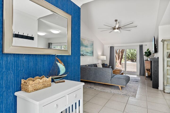Property Photo: 428 Linkside Circle FL 32550