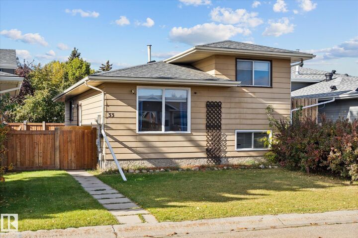 33 Westglen Crescent  Spruce Grove AB T7X 1W1 photo