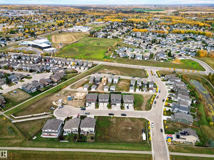 Property Photo:  4002 & 4004 41B Avenue  AB T7A 0B5 