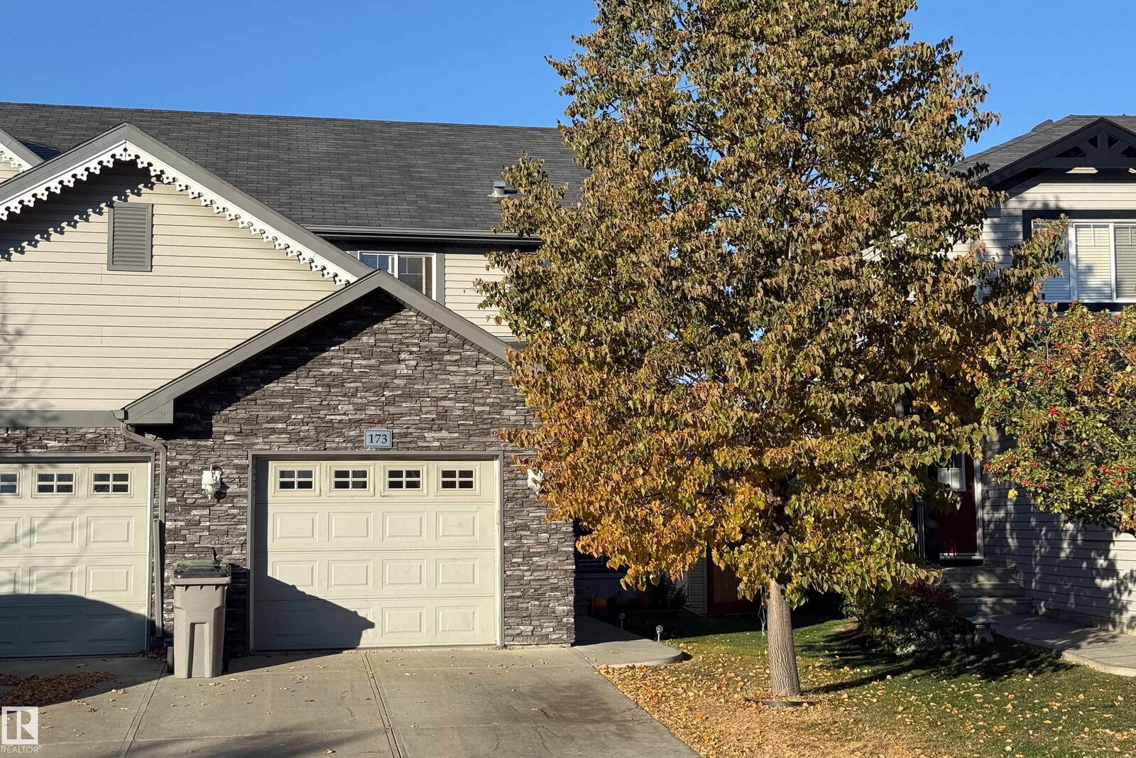 Property Photo:  173 Rue Monique  AB T4X 0A1 