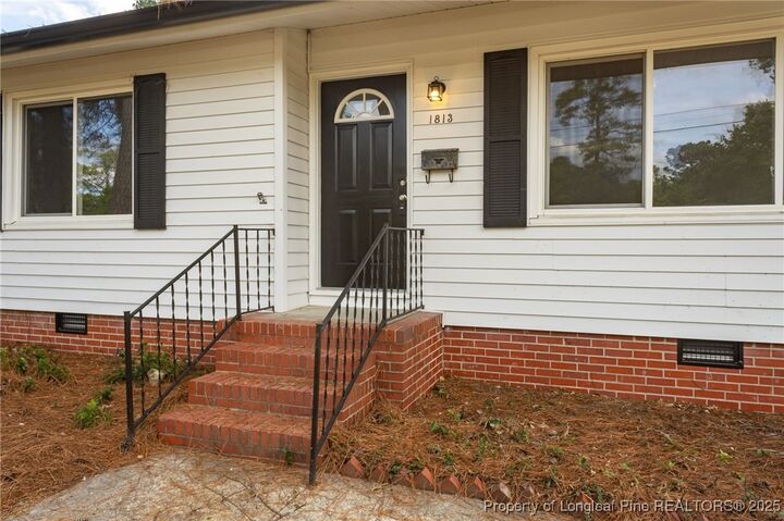 Property Photo: 1813 Manteo Street NC 28303