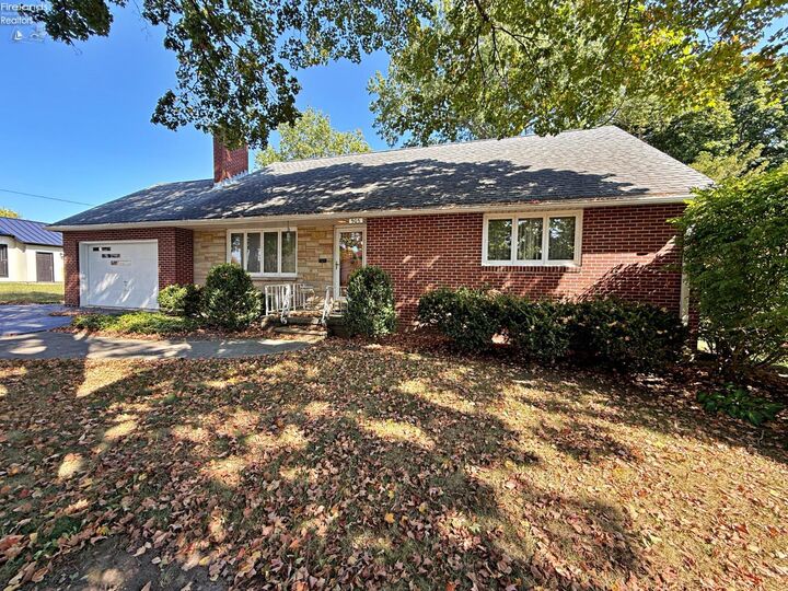 Property Photo: 505 S Washington Street OH 44883