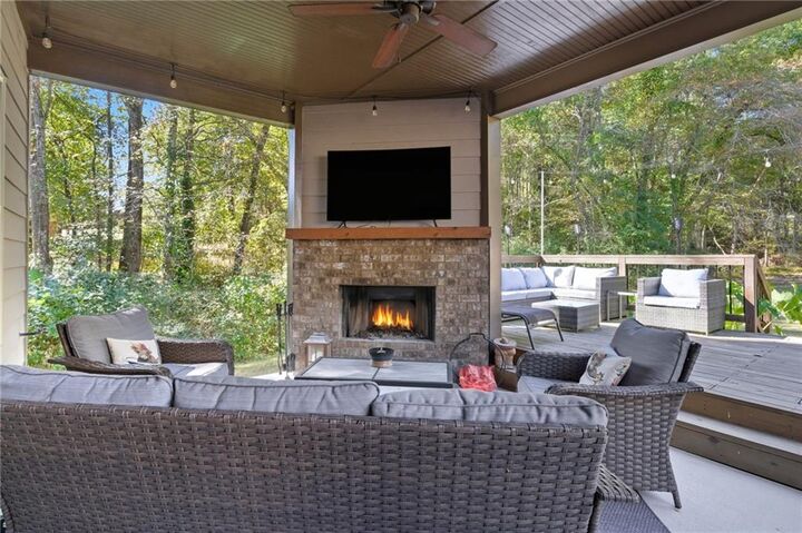 Property Photo: 116 Morris Creek Drive GA 30548