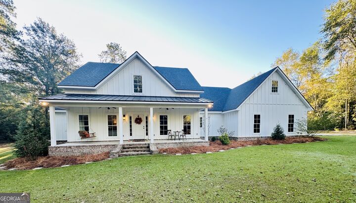 Property Photo: 2820 Southern Manor Road GA 30439
