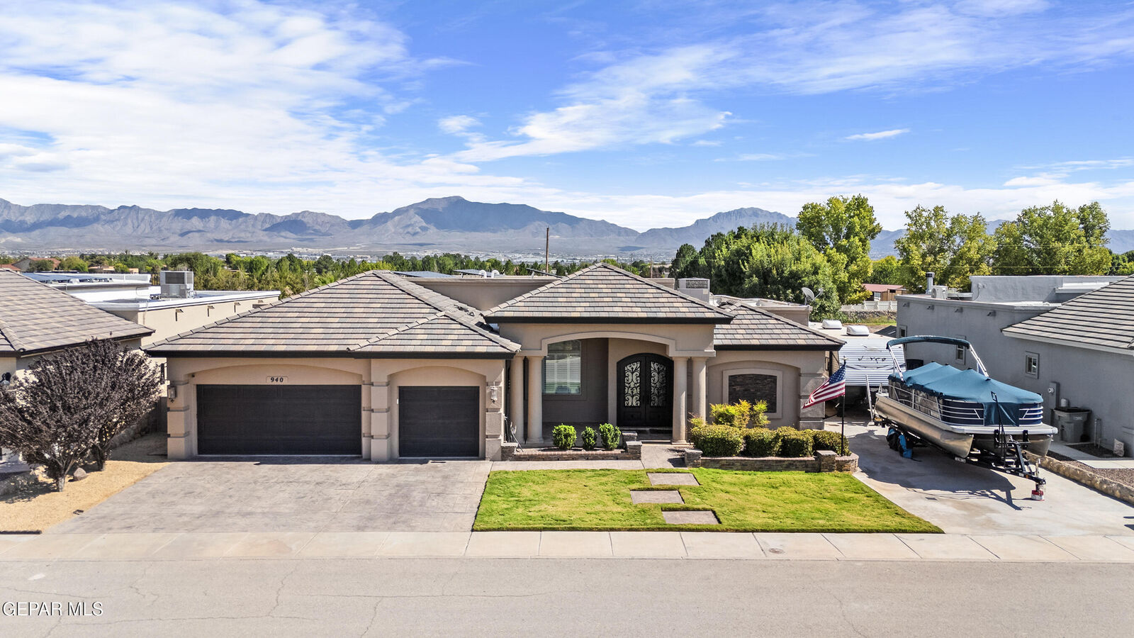 Property Photo: 940 Aztec Dove Lane TX 79932