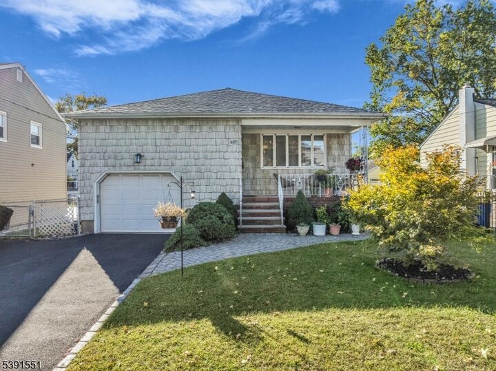 657 Summit Ave  Kenilworth Boro NJ 07033 photo