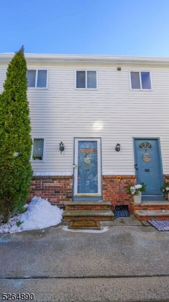 907 Reed Ct  Raritan Twp. NJ 08822 photo