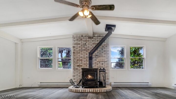 Property Photo:  9 Greenwich Dr  NJ 08829 