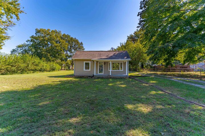 Property Photo: 10014 Hwy 1078 N KY 42420