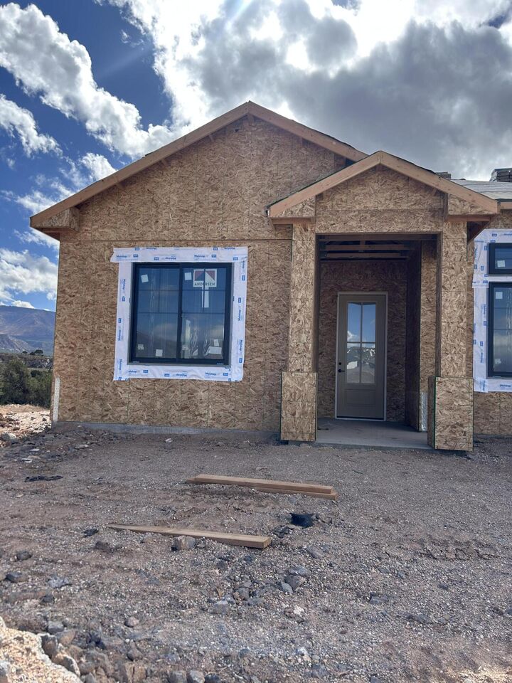 Property Photo: 3113 W 2350 S UT 84720