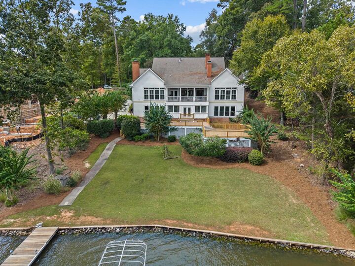 Property Photo: 1651 Lighthouse Circle GA 30642-0000