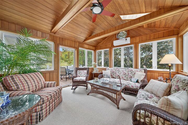 Property Photo:  6 Neptune Court  NY 10950 