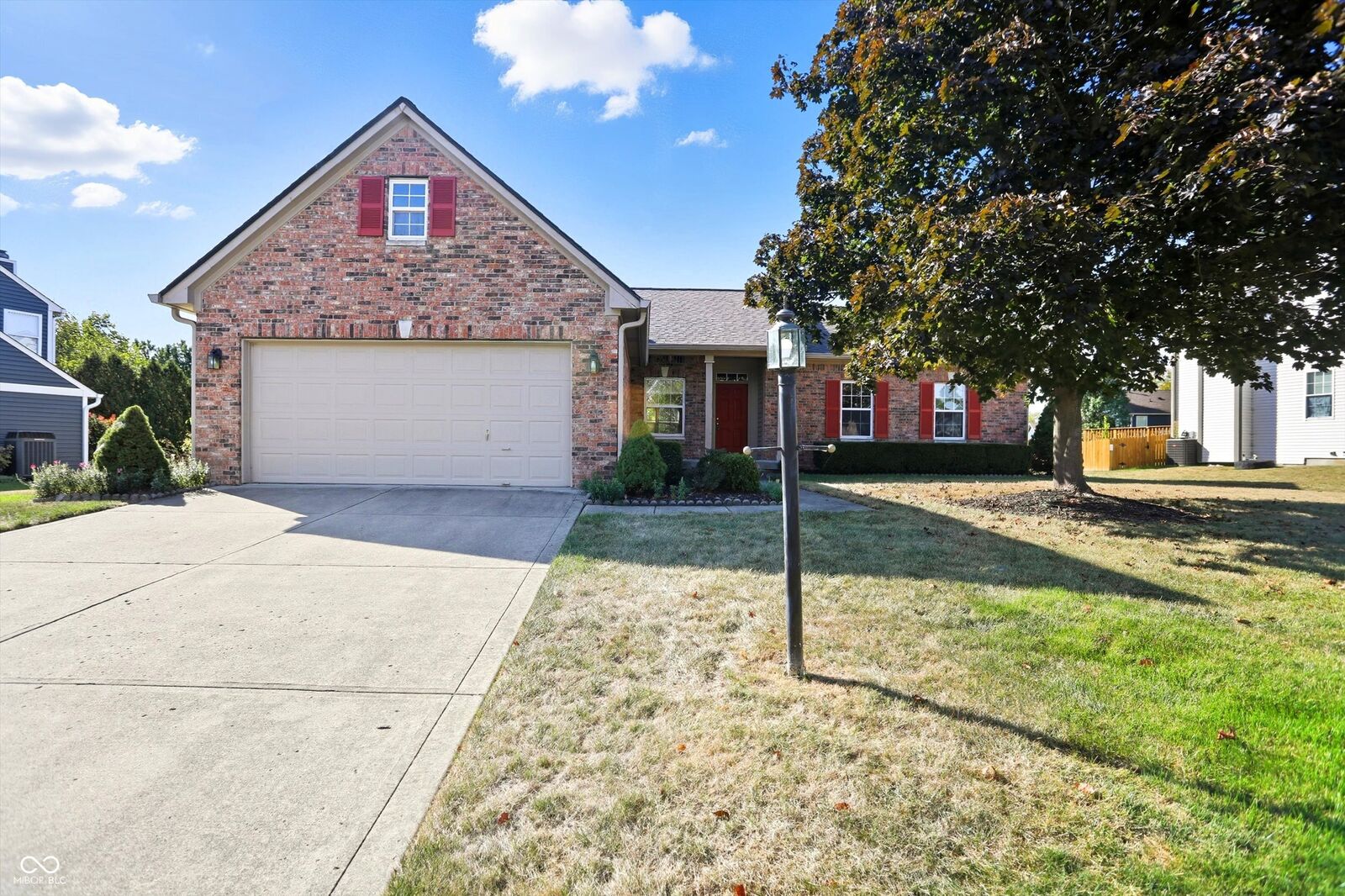 Property Photo: 225 W Tansey Crossing IN 46074