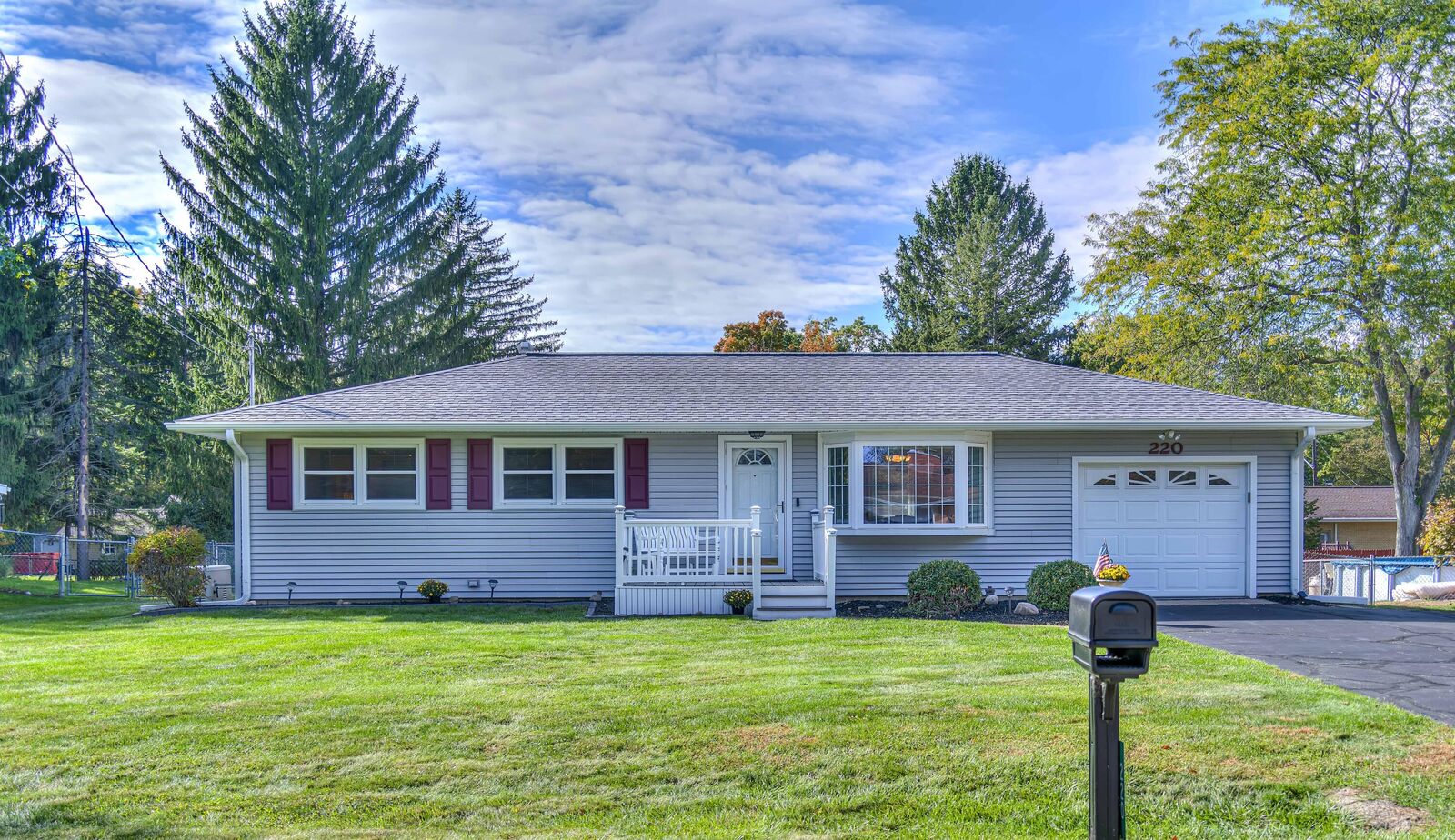 Property Photo: 220 Eastlawn MI 49269