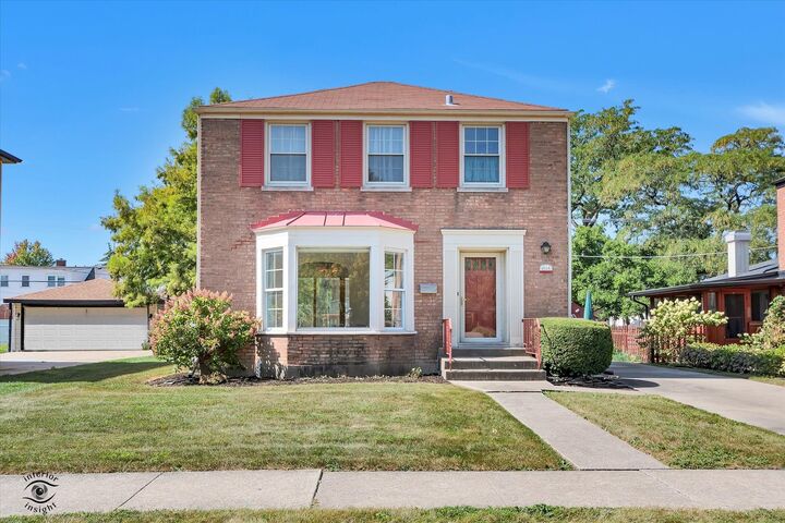 Property Photo:  1816 Manchester Avenue  IL 60154 