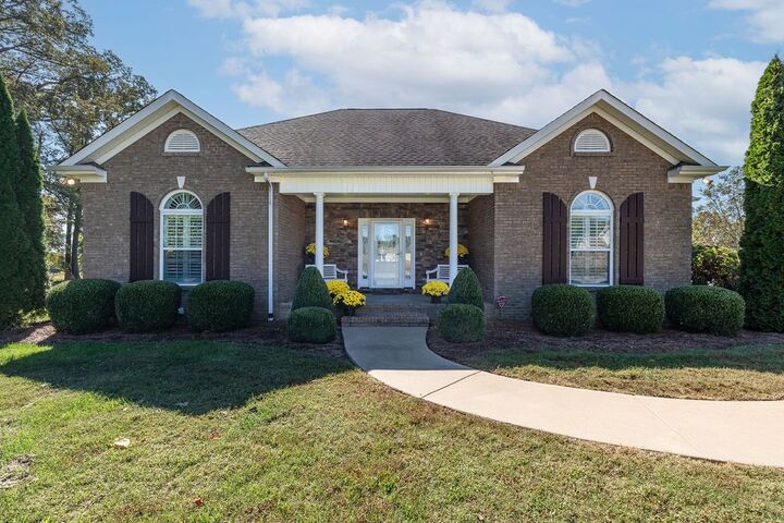 Property Photo: 114 Hummingbird Ln TN 38464