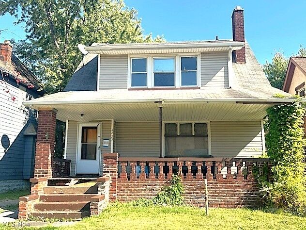 Property Photo: 3927 E 153rd Street OH 44108