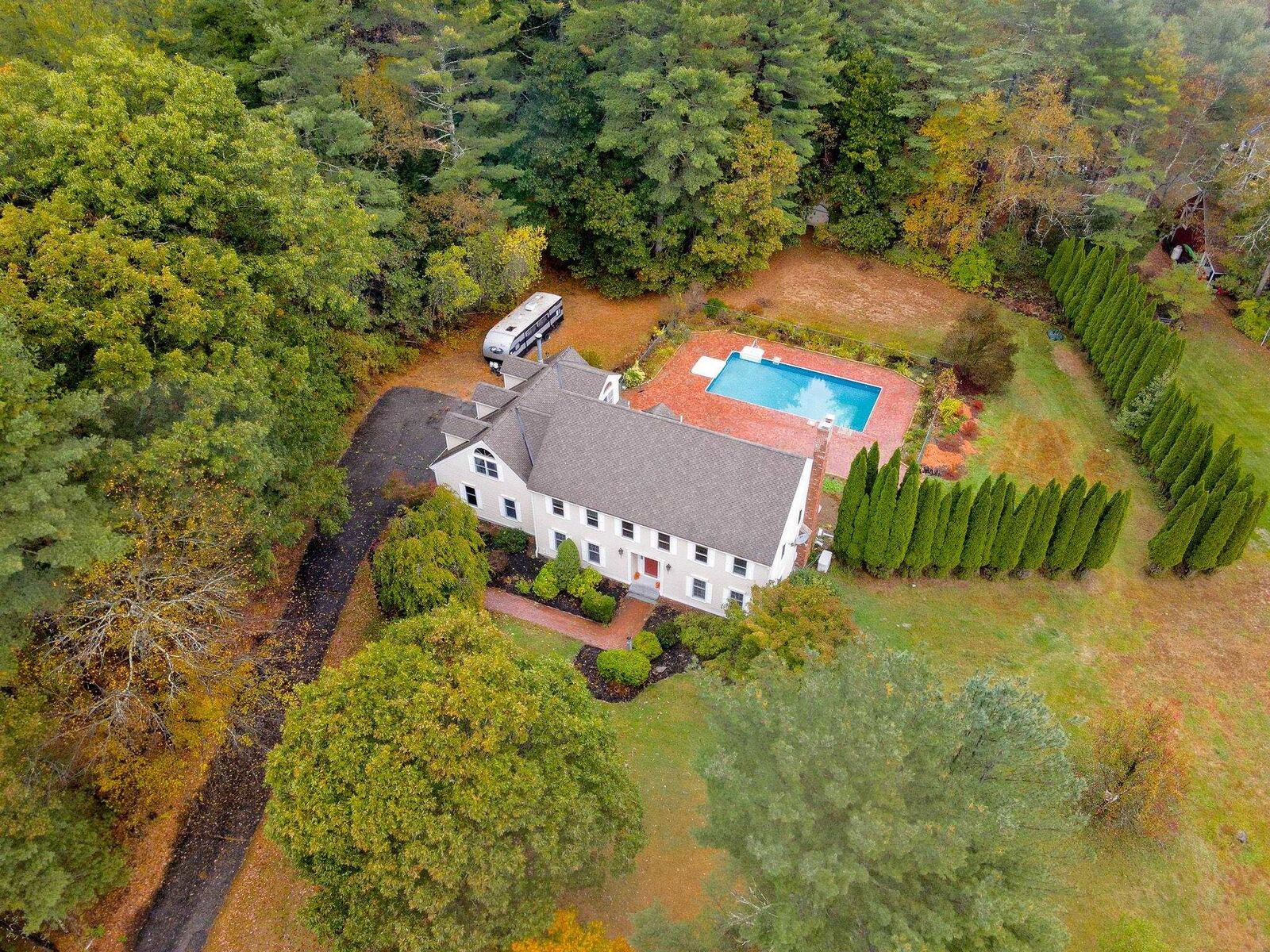 Property Photo: 84 Irene Drive NH 03049