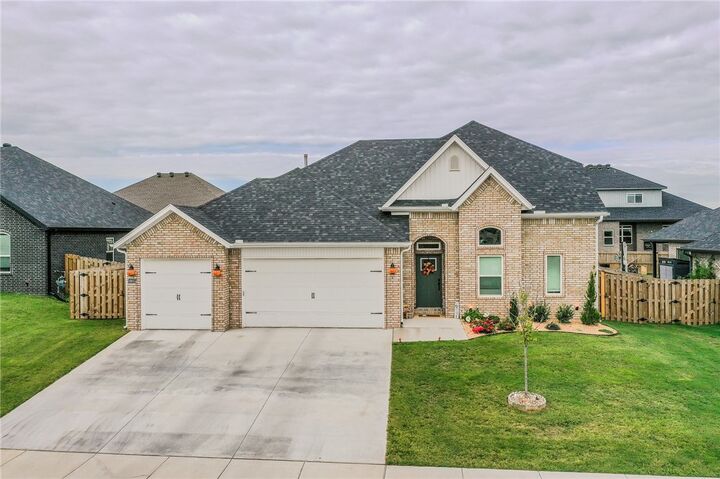 1805 Salmon Street  Pea Ridge AR 72751 photo