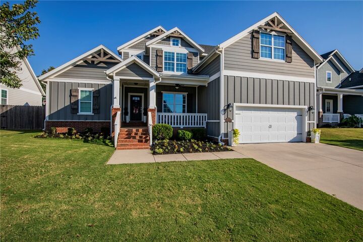 Property Photo:  906 Charing Cross  AR 72718