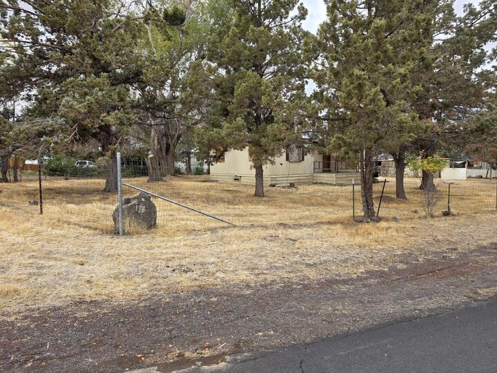 Property Photo: 2675 NW Norse Drive OR 97756