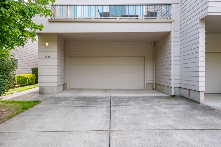 Property Photo:  1336 Lupin Lane NW  OR 97304 