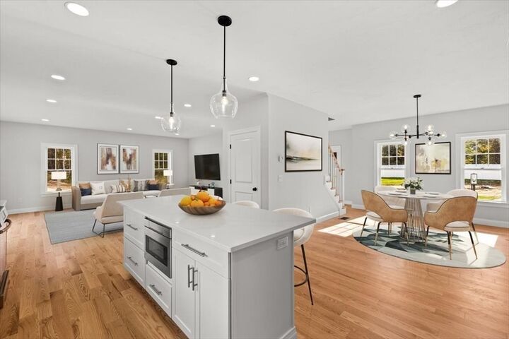 225 Whitman St.  Bridgewater MA 02324 photo