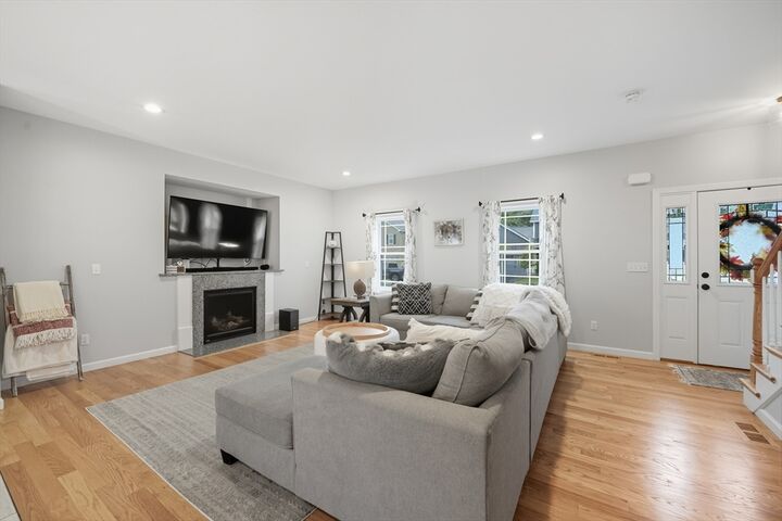 Property Photo: 66 Elaine Cir MA 01109