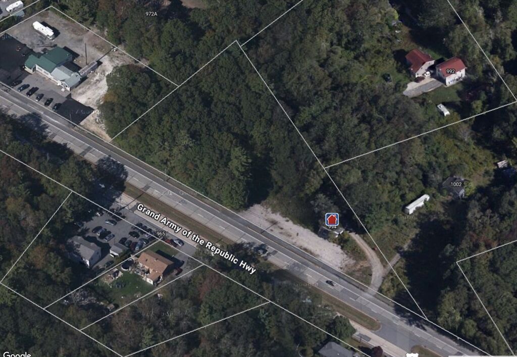 Property Photo: 994 State MA 02790