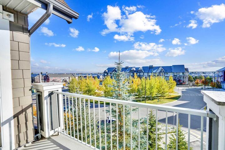 Photo de la propriété: 175 Silverado Boulevard SW 1311 AB T2X 0V5