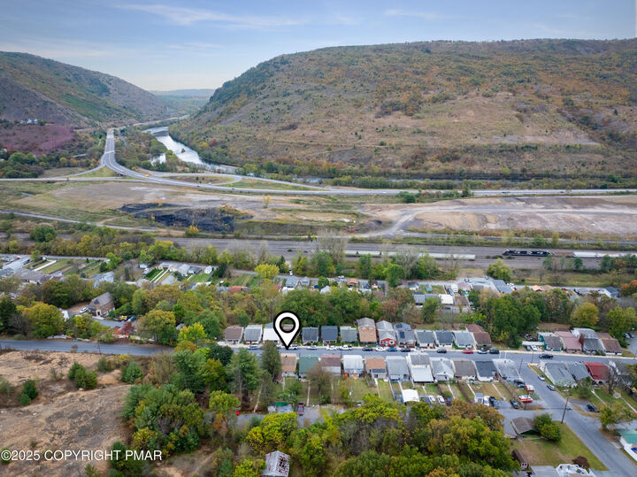 669 Princeton Avenue  Palmerton PA 18071 photo