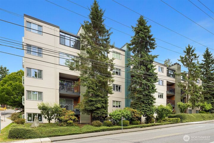 9710  5th Avenue NE 503  Seattle WA 98115 photo