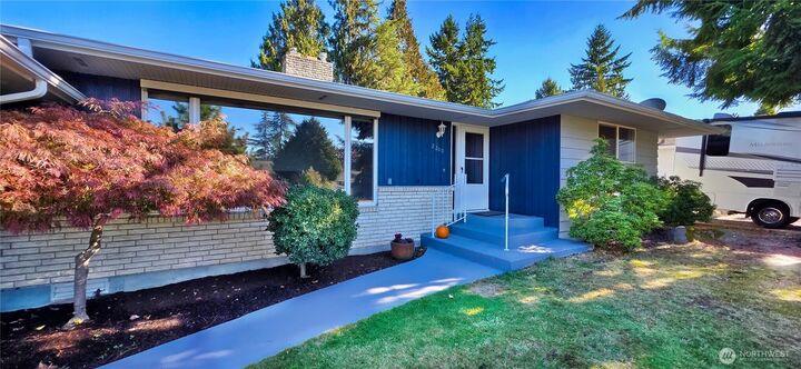 Property Photo: 2200 Ontario WA 98229