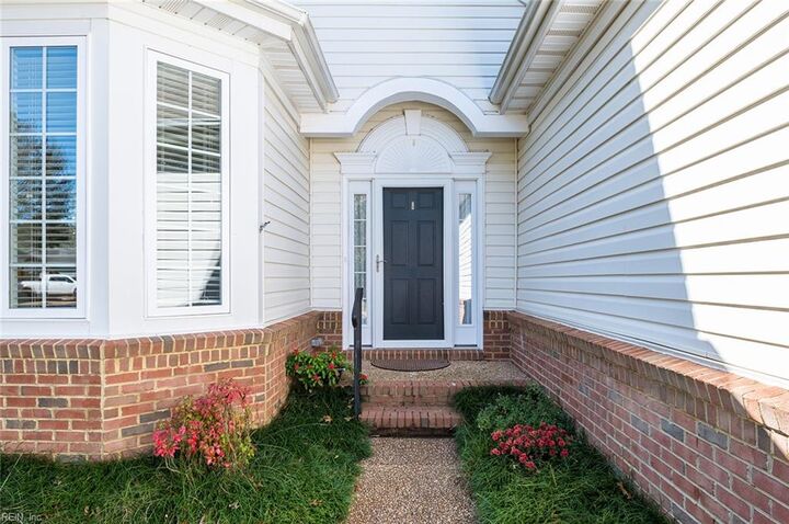 Property Photo:  6901 Chancery Ln  VA 23188