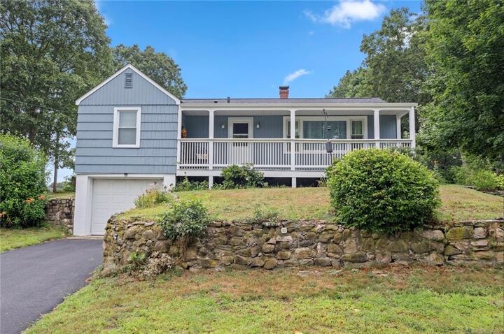 4 East Stuart Street  Westerly RI 02891 photo