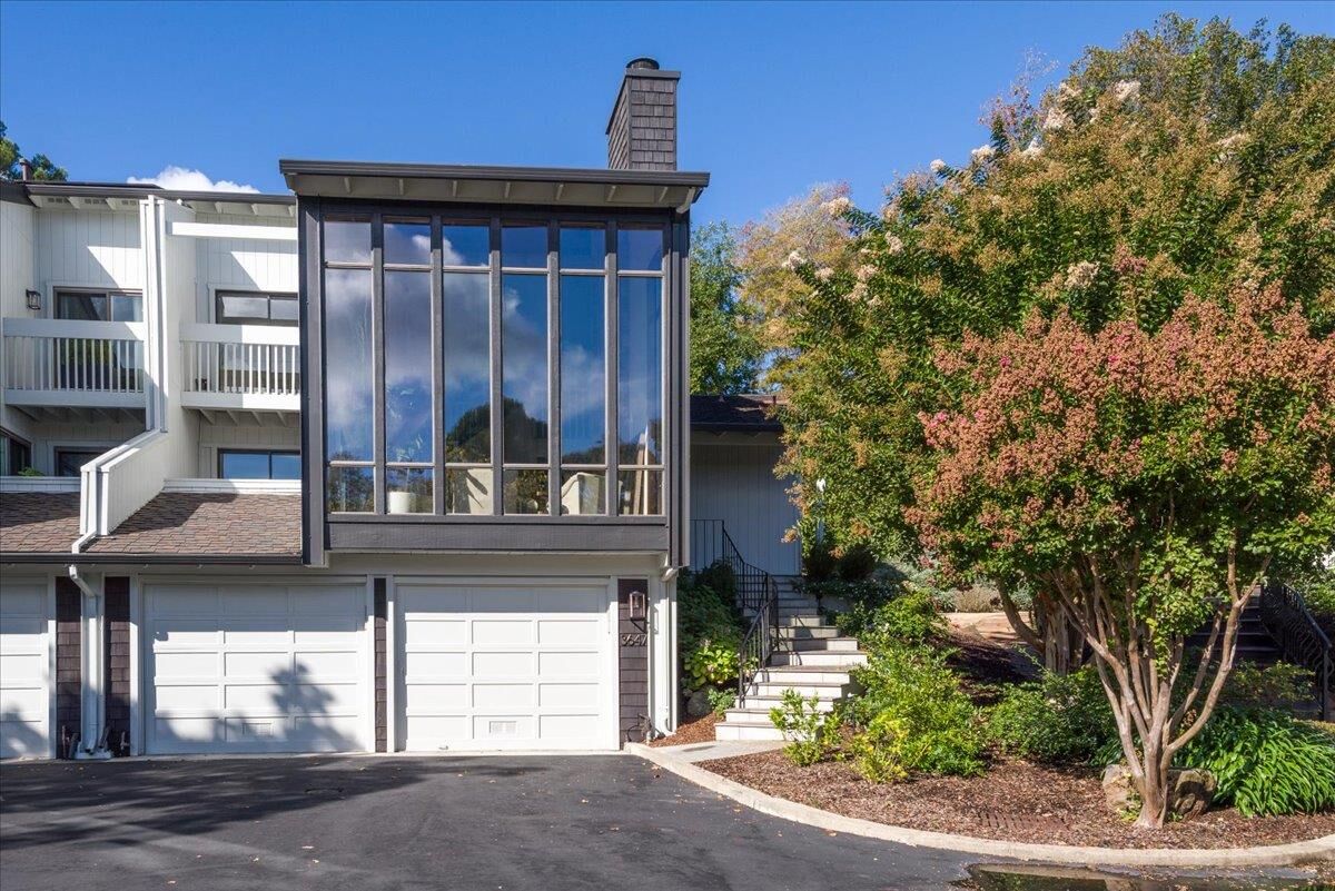 Property Photo: 3647 Jefferson Avenue CA 94062