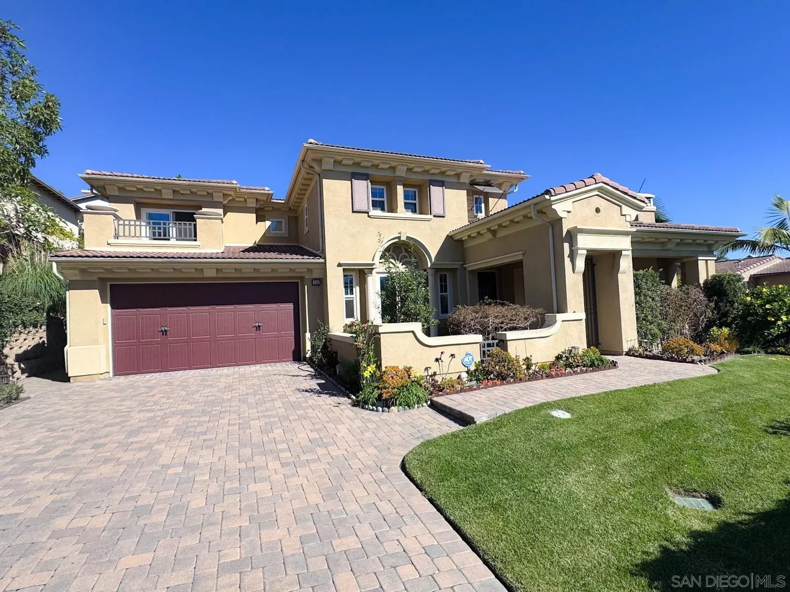 Property Photo:  536 Quail Pointe Lane  CA 92024 