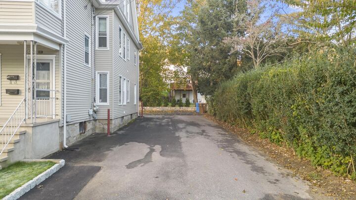 Property Photo: 32 Oak Avenue A CT 06484