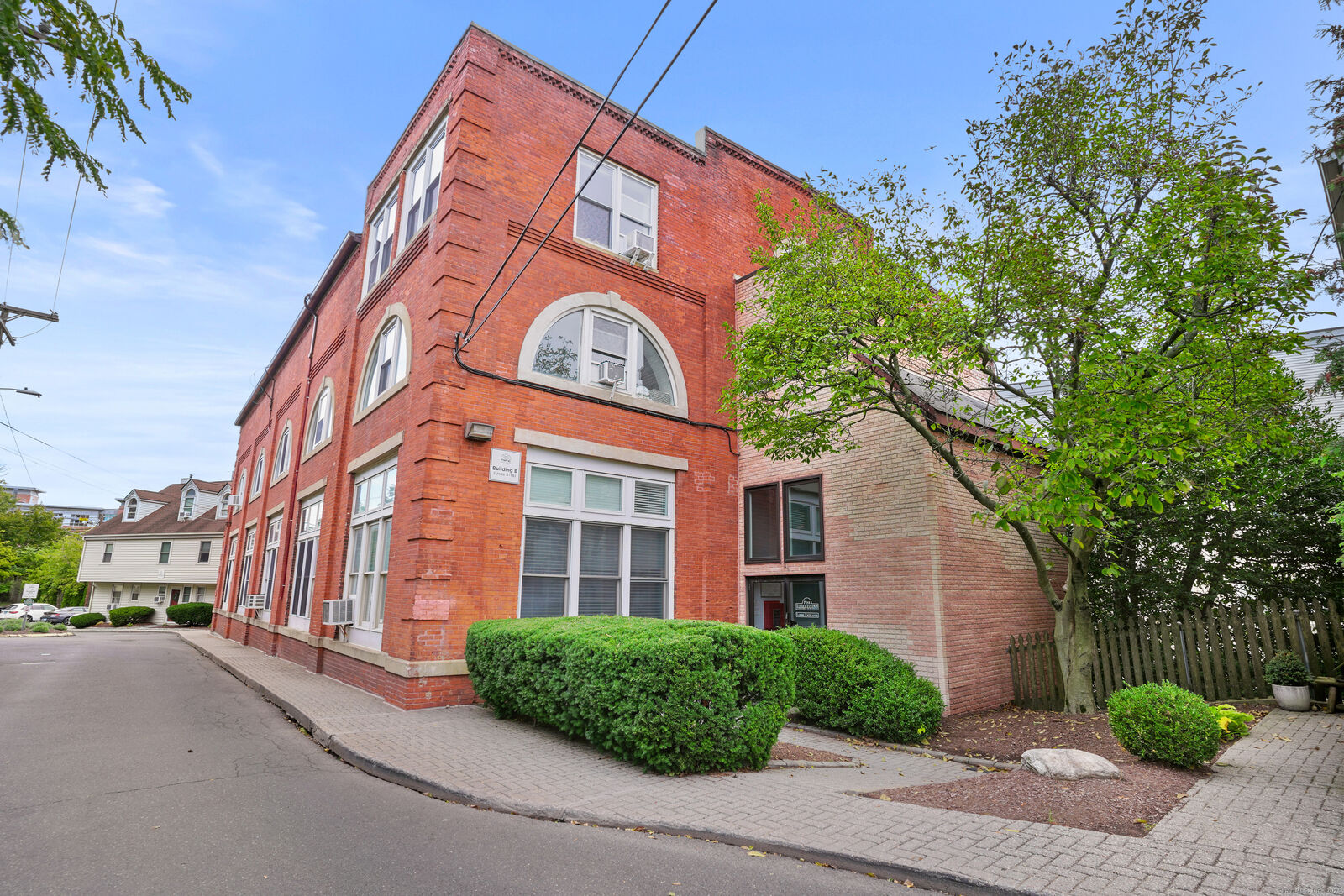 Property Photo: 32 Pine Street Apt 9 CT 06854