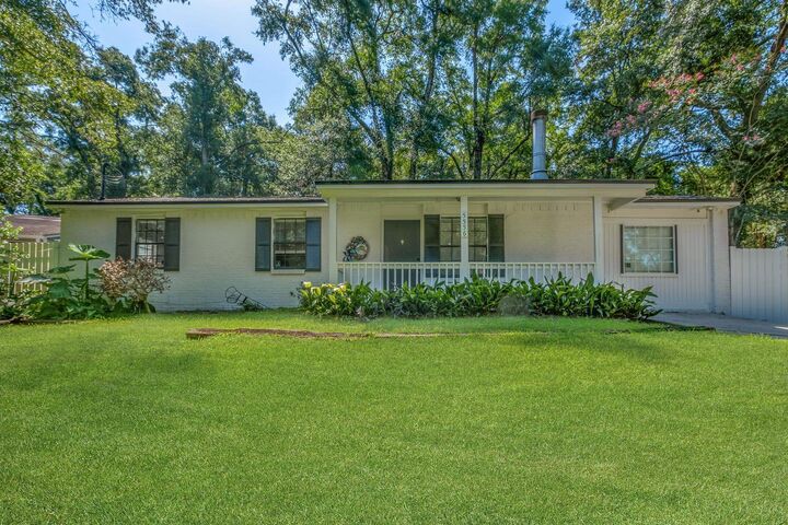5556 Lumberjack Lane  Tallahassee FL 32303 photo