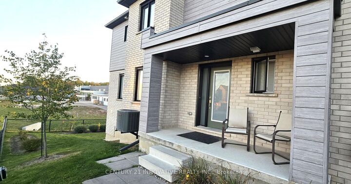 Property Photo: 92 Pony Way ON N2R 0R8