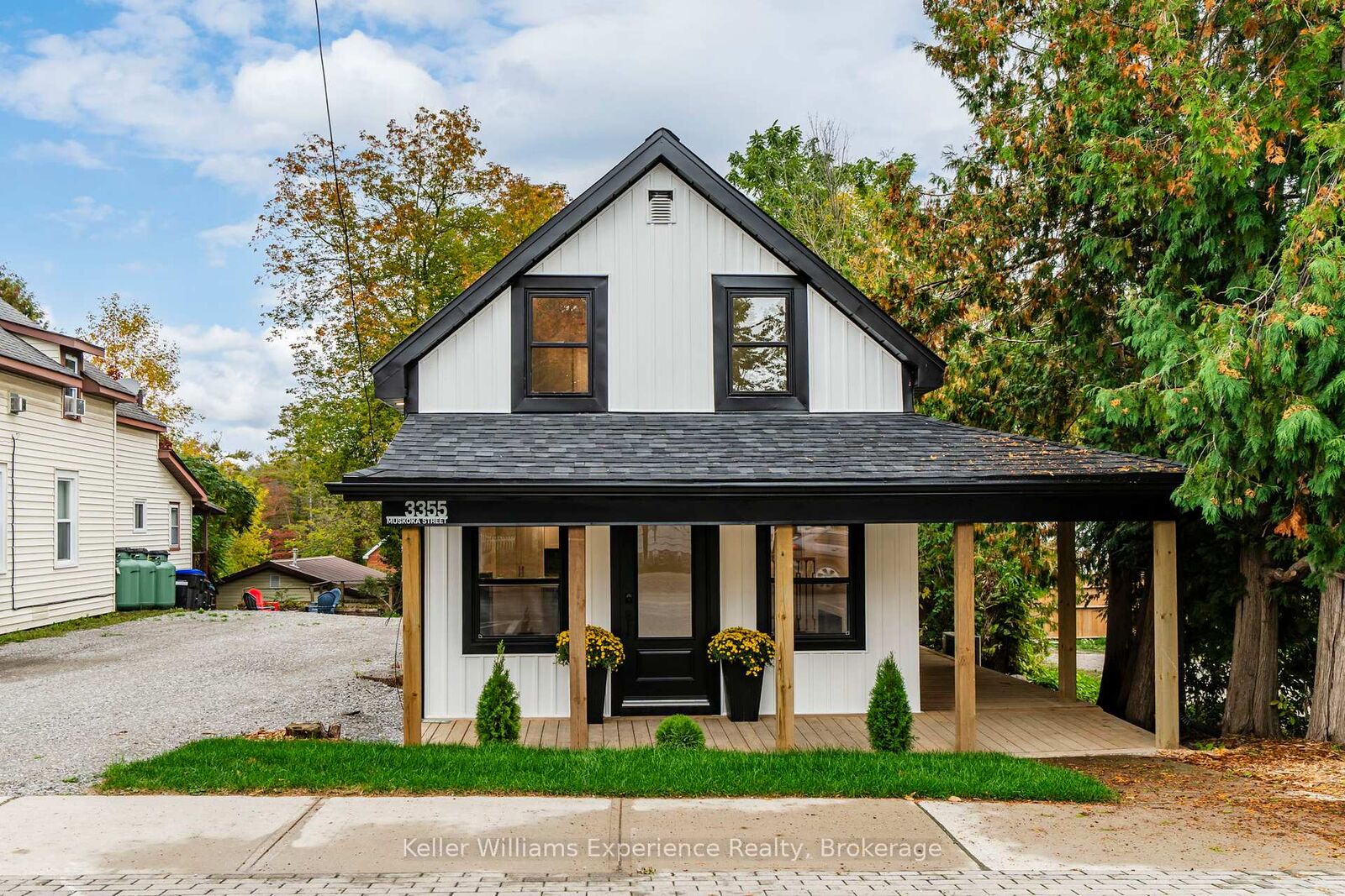 Property Photo:  3355 Muskoka Street  ON L0K 2B0
