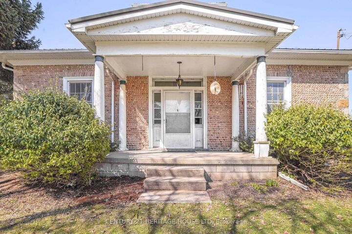 Property Photo:  899 Keg Lane  ON N3L 3E2 