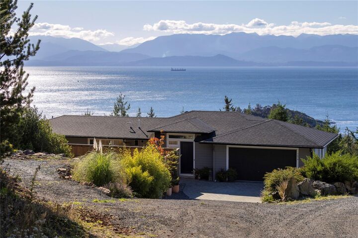 Property Photo:  7470 Thornton Hts  BC V9Z 1L8 