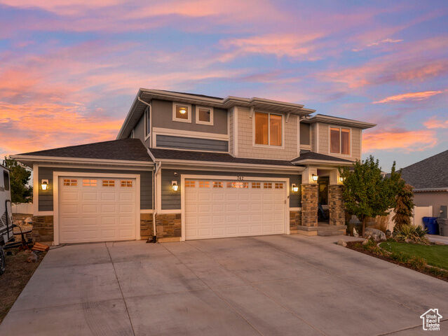 Property Photo: 742 N Echo Way UT 84045