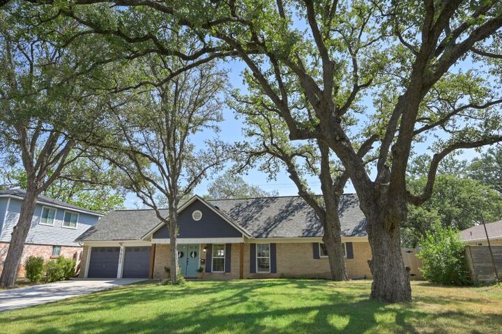 Property Photo: 5605 Exeter Drive TX 78723