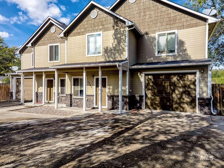 Property Photo: 3848 W Rose Hill ID 83705