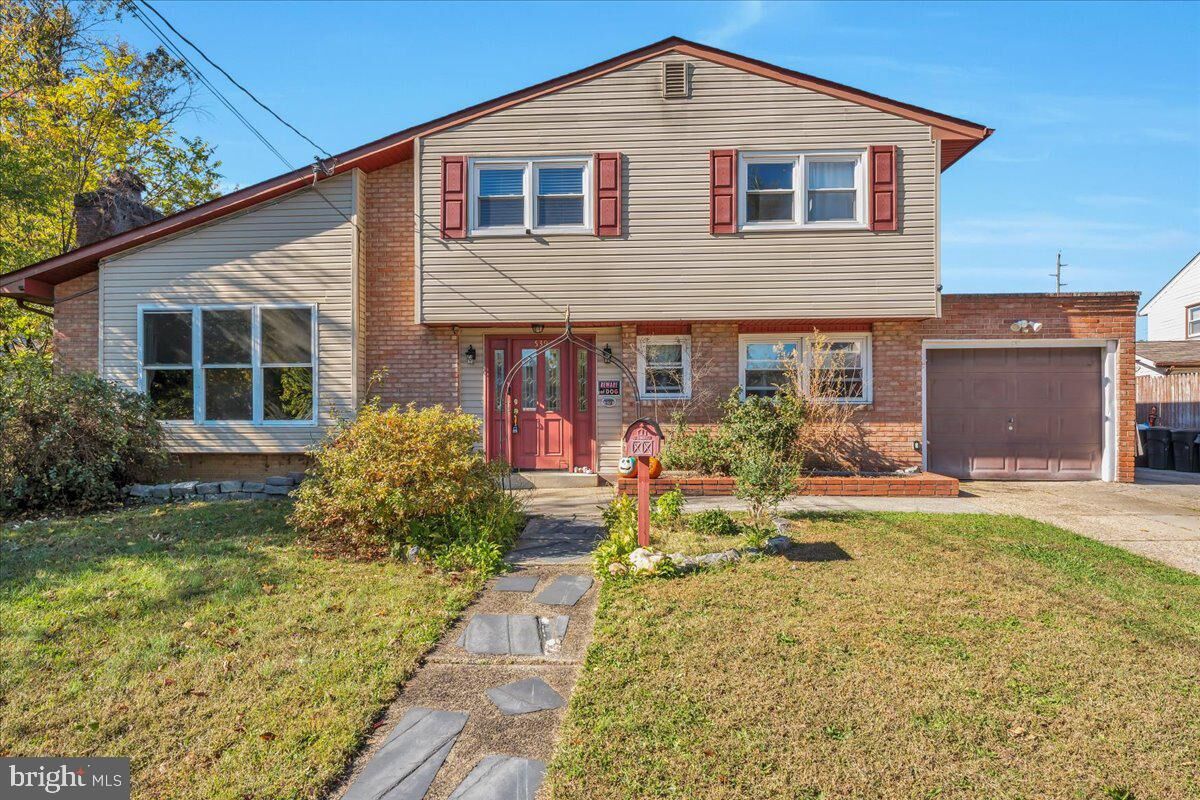Property Photo:  539 Fresno Drive  NJ 08049 