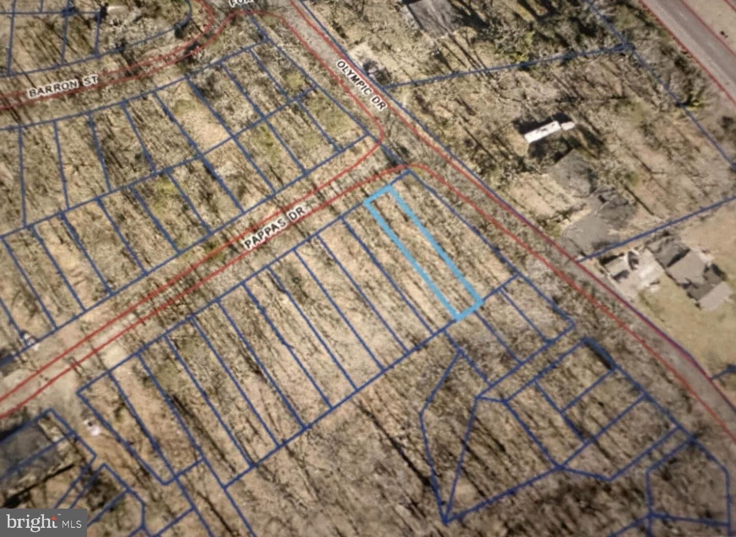 Property Photo: 8125 Pappas Drive VA 20112